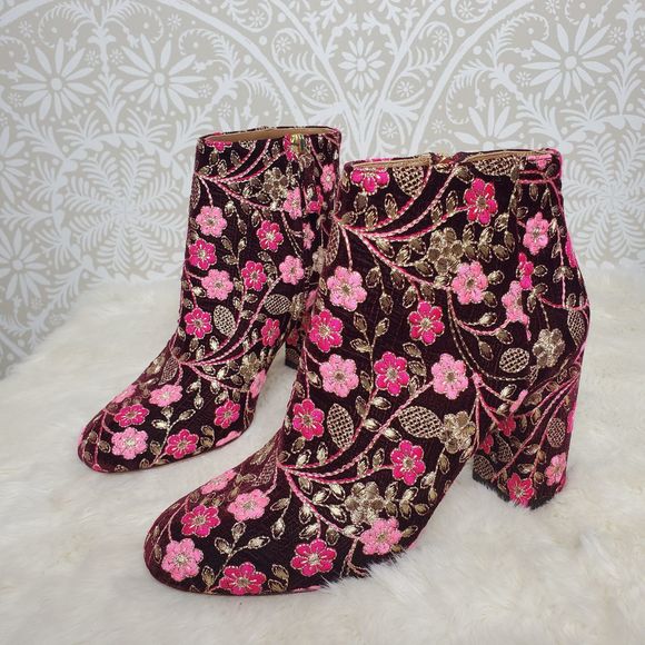 Aquazzura Shoes - Aquazzura Brooklyn Flower Embroidered Boots 37.5
